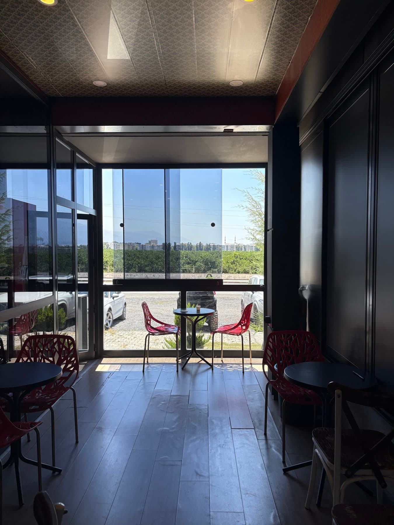 Dinlenme & Kafe Alanı